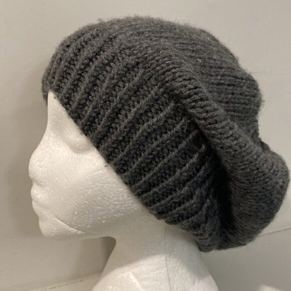 Grey knitted beanie hat - Picture 2 of 11